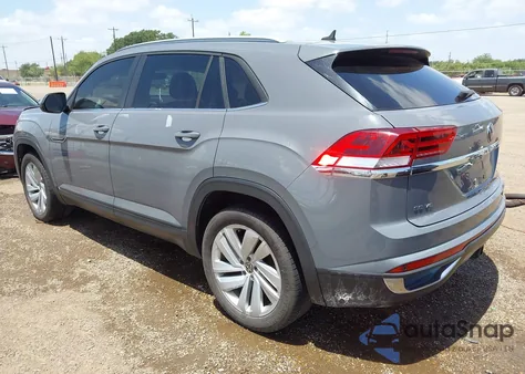2021 Volkswagen Atlas Cross Sport 3.6L V6 Se W/Technology z USA, uszkodzony, nr VIN 1V2JE2CAXMC201493